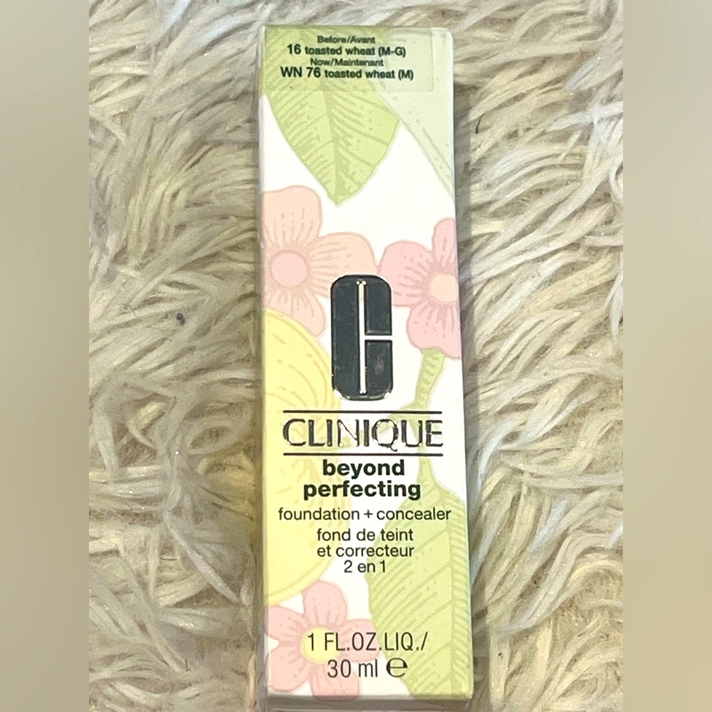 Clinique Beyond Perfecting Foundation + Concealer - 76- Toasted Wheat